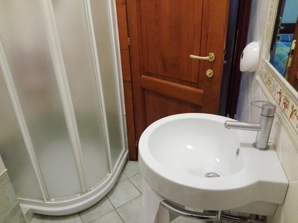 Hotel Ponte San Vittorino Assisi Luaran gambar