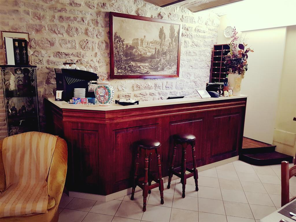 Hotel Ponte San Vittorino Assisi Luaran gambar