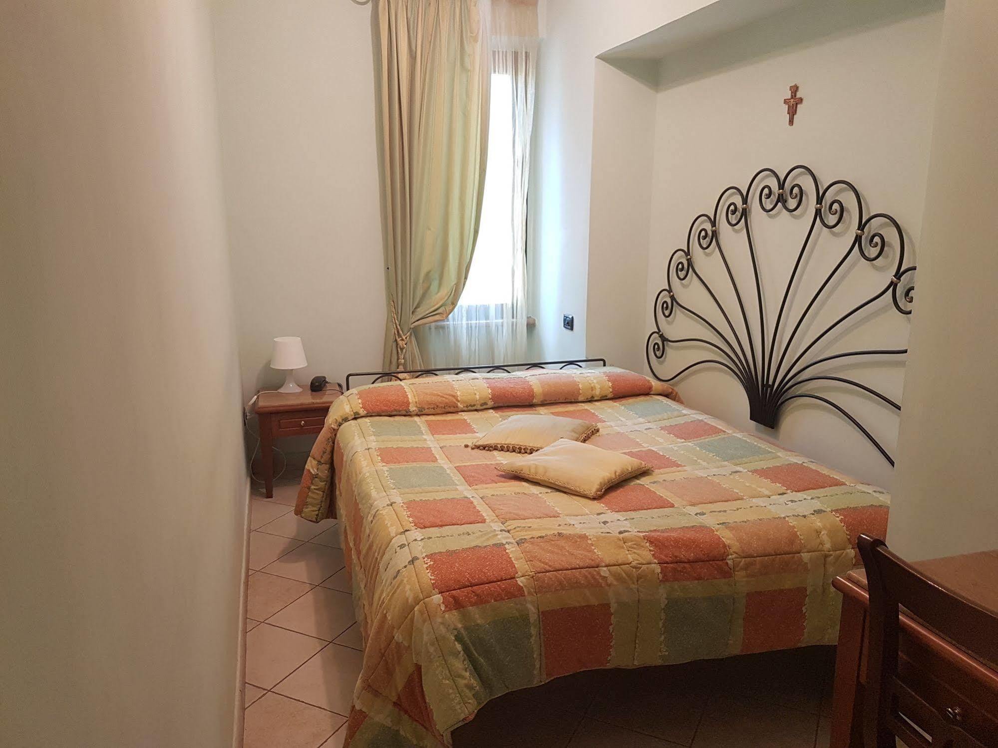 Hotel Ponte San Vittorino Assisi Luaran gambar