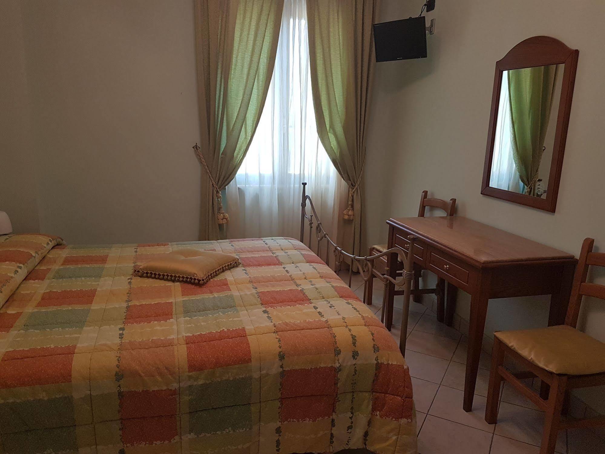 Hotel Ponte San Vittorino Assisi Luaran gambar