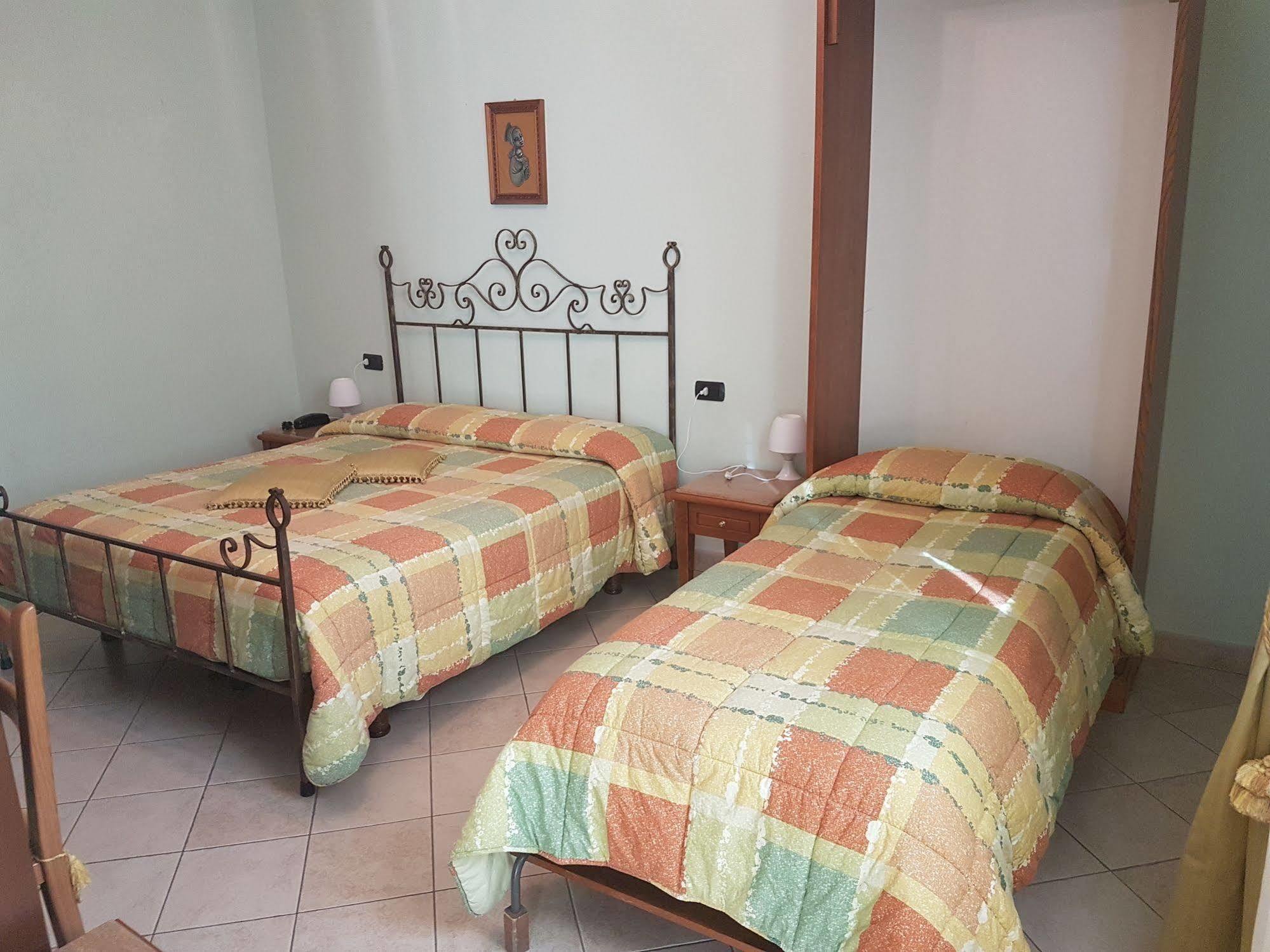Hotel Ponte San Vittorino Assisi Luaran gambar
